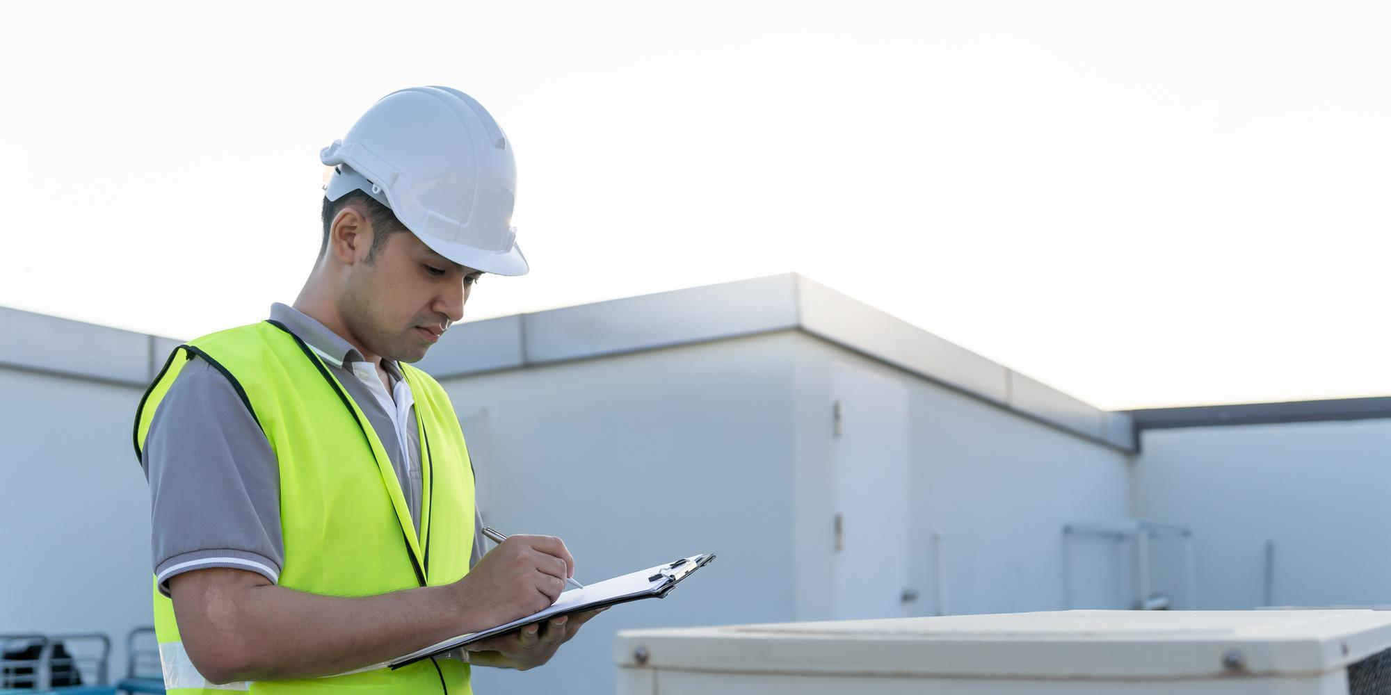 Commercial HVAC repair technician